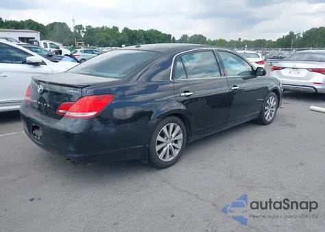 2009 Toyota Avalon Limited z USA, uszkodzony, nr VIN 4T1BK36B09U333989